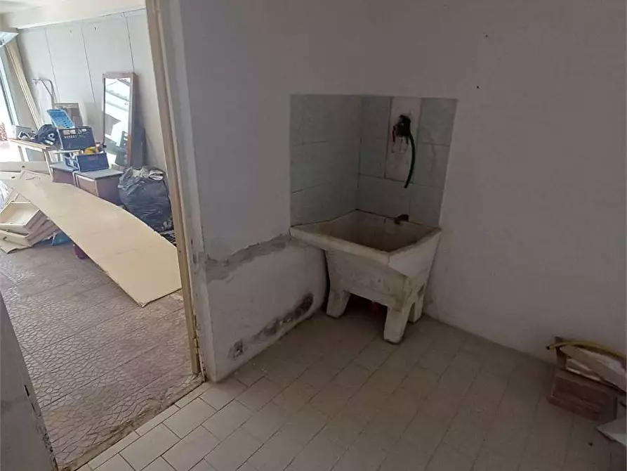 Immagine 18 di Appartamento in vendita  a Fondi