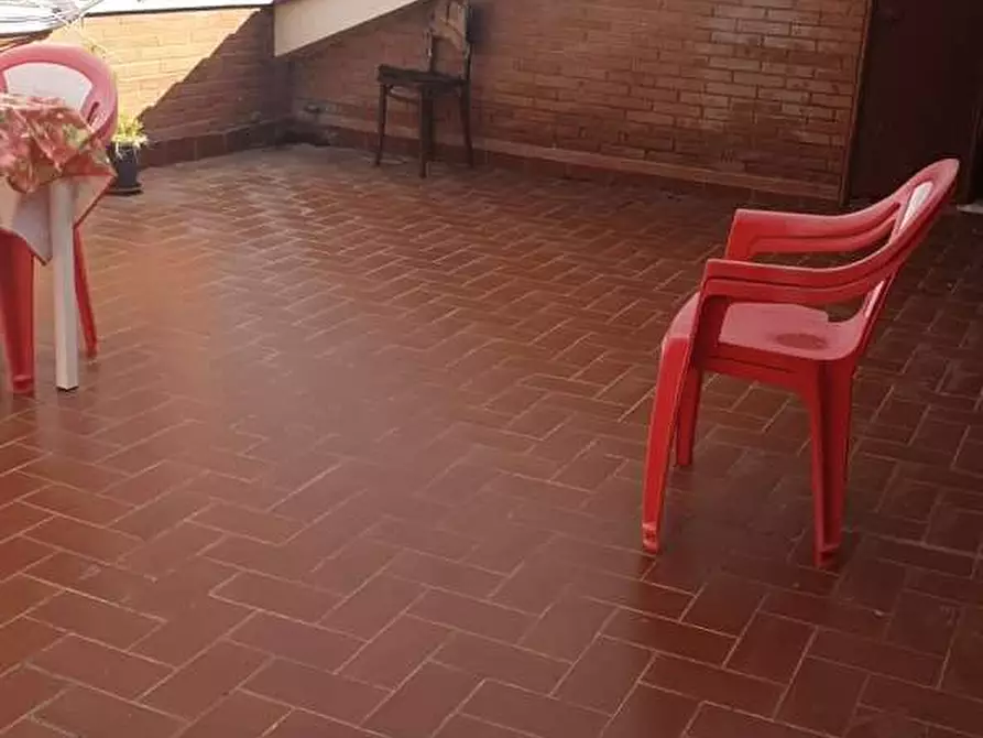 Immagine 14 di Bilocale in affitto  a Genzano Di Roma