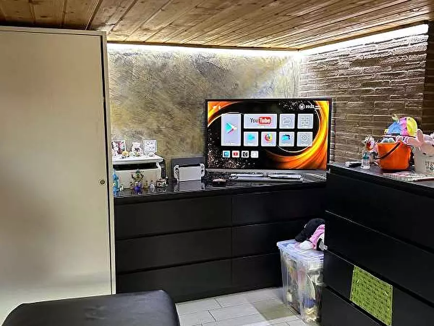 Immagine 3 di Appartamento in vendita  in Via Generale Lordi a Genzano Di Roma