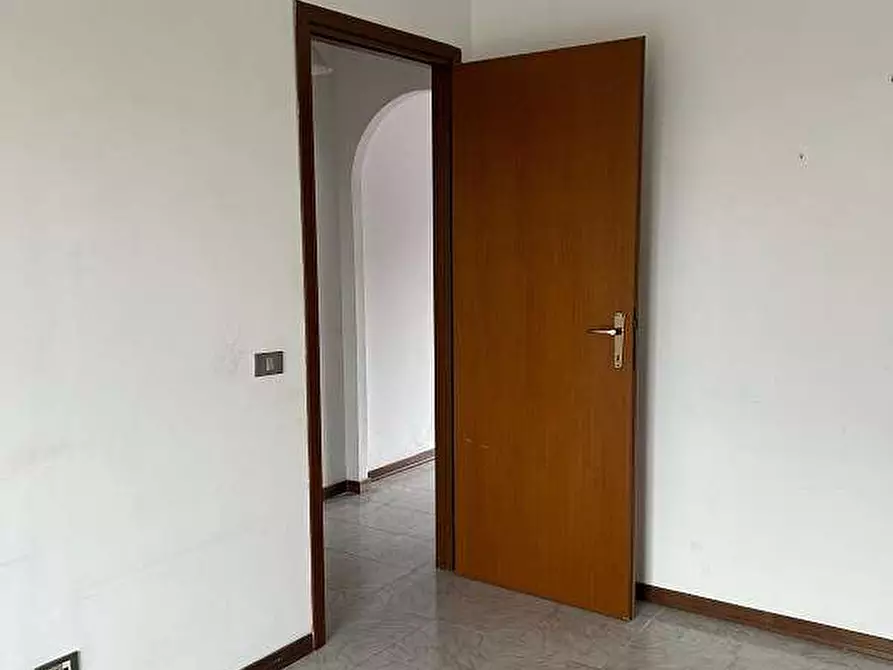 Immagine 11 di Appartamento in vendita  in Via Francavilla a Genzano Di Roma