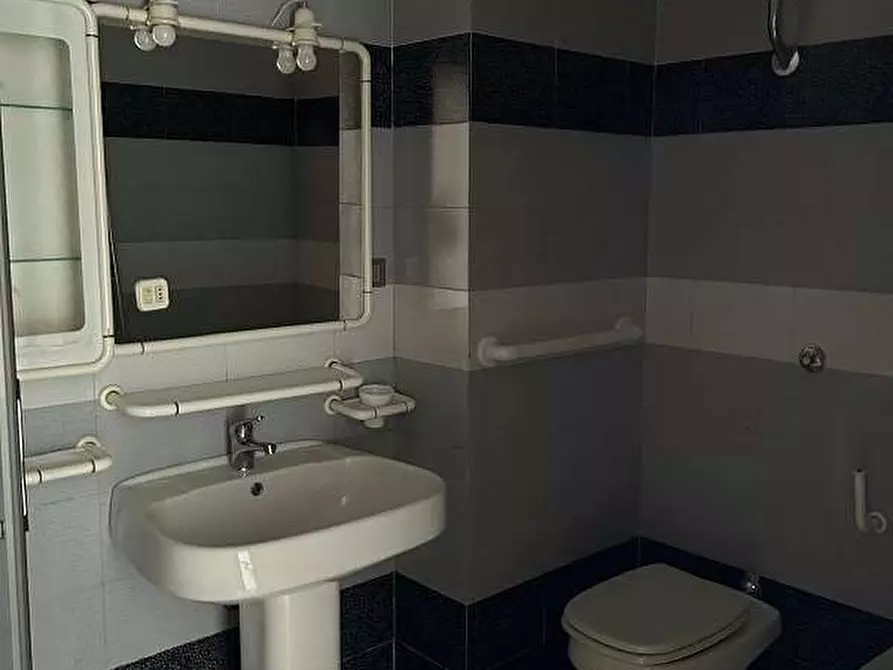 Immagine 16 di Appartamento in vendita  in Via Francavilla a Genzano Di Roma