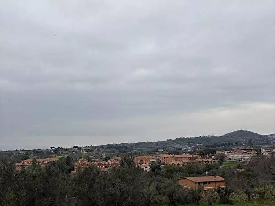 Immagine 1 di Terreno edificabile in vendita  a Lanuvio