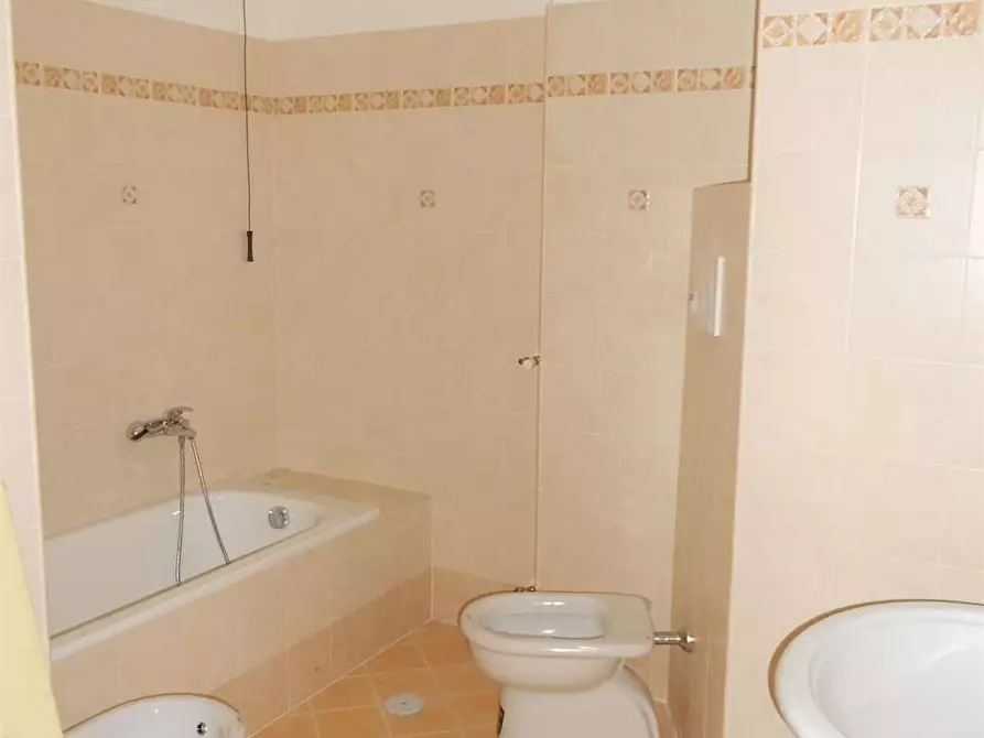 Immagine 10 di Quadrilocale in vendita  in via tommaso Landolfi 105 a Frosinone