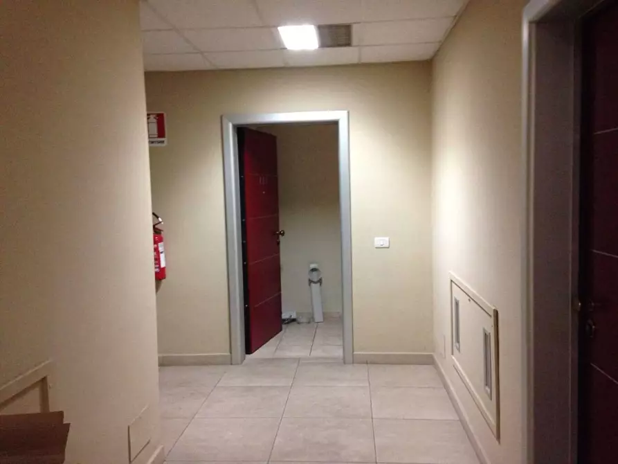 Immagine 9 di Ufficio in affitto  in Via Morolense 12 a Frosinone
