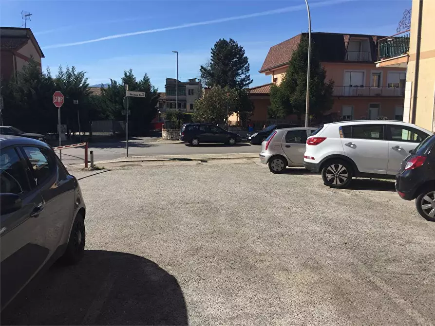 Immagine 3 di Negozio in vendita  in Via Labriola 13 a Frosinone