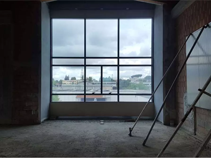 Immagine 3 di Negozio in affitto  in VIA SODINE 3 a Frosinone