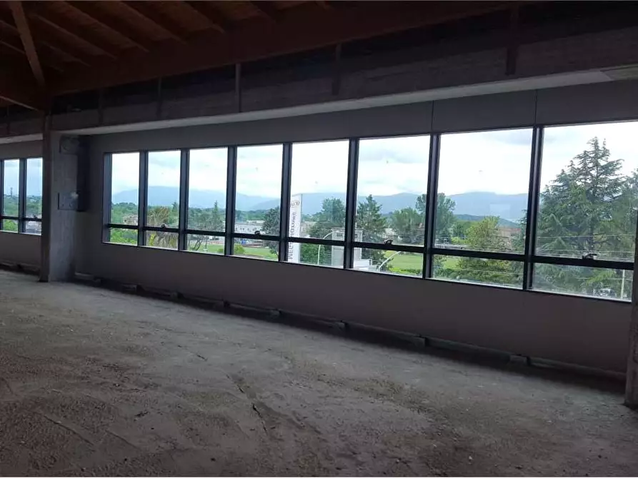 Immagine 5 di Negozio in affitto  in VIA SODINE 3 a Frosinone