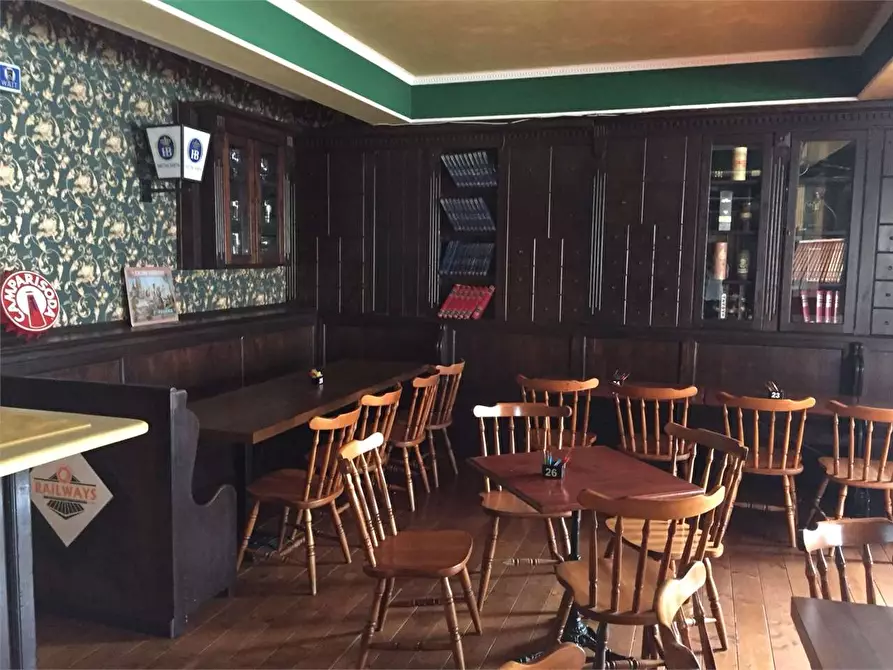 Immagine 6 di Negozio in affitto  in Via Verdi a Frosinone