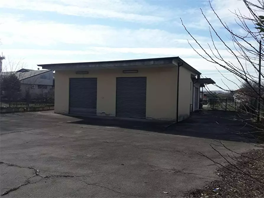 Immagine 1 di Ufficio in affitto  a Frosinone