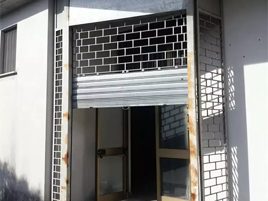 Immagine 6 di Ufficio in affitto  a Frosinone