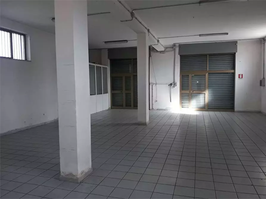 Immagine 7 di Ufficio in affitto  a Frosinone