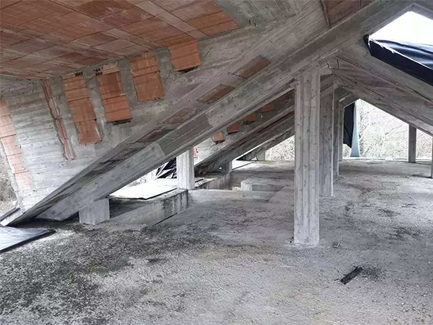 Immagine 11 di Casa bifamiliare in vendita  in via variante casilina a Frosinone