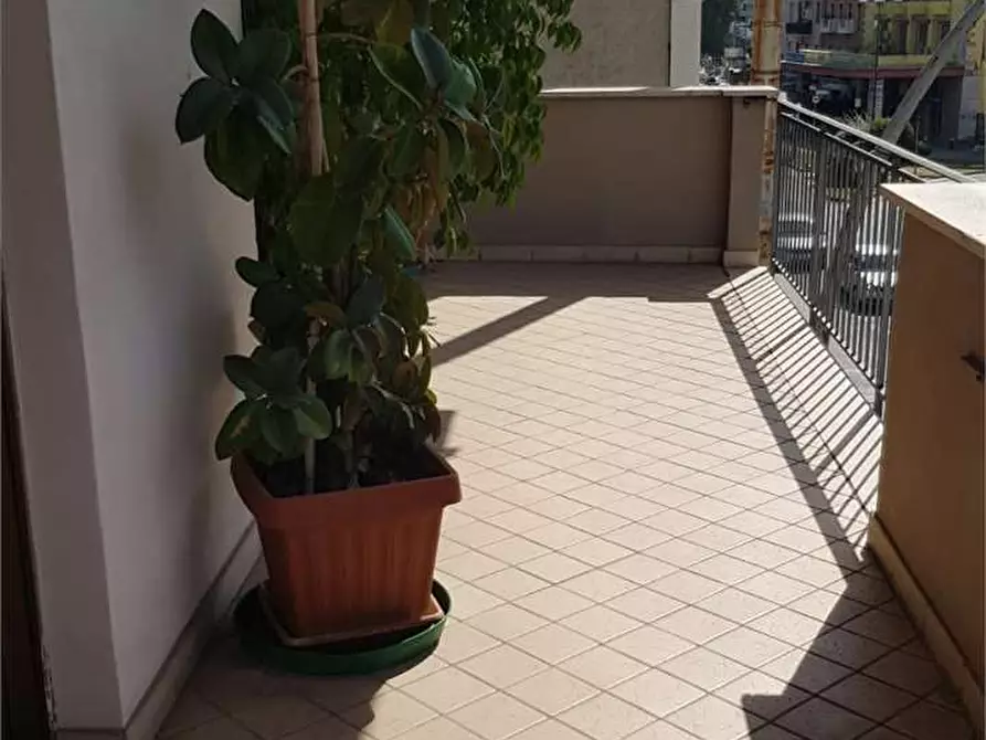 Immagine 10 di Ufficio in affitto  a Frosinone