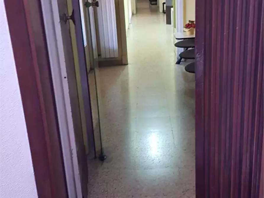 Immagine 18 di Ufficio in affitto  a Frosinone