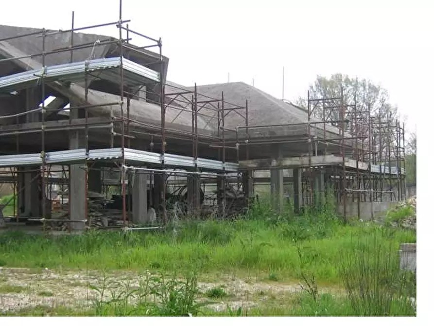 Immagine 5 di Casa bifamiliare in vendita  in Via San Giuliano a Frosinone