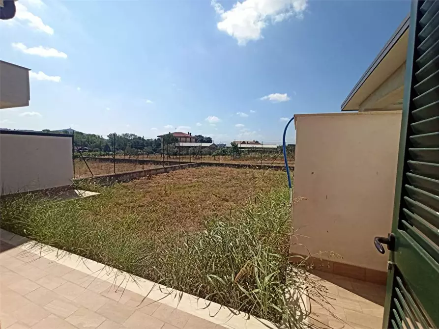 Immagine 3 di Casa bifamiliare in vendita  a Alatri