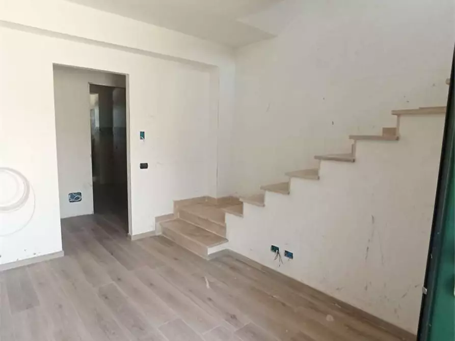 Immagine 4 di Casa bifamiliare in vendita  a Alatri