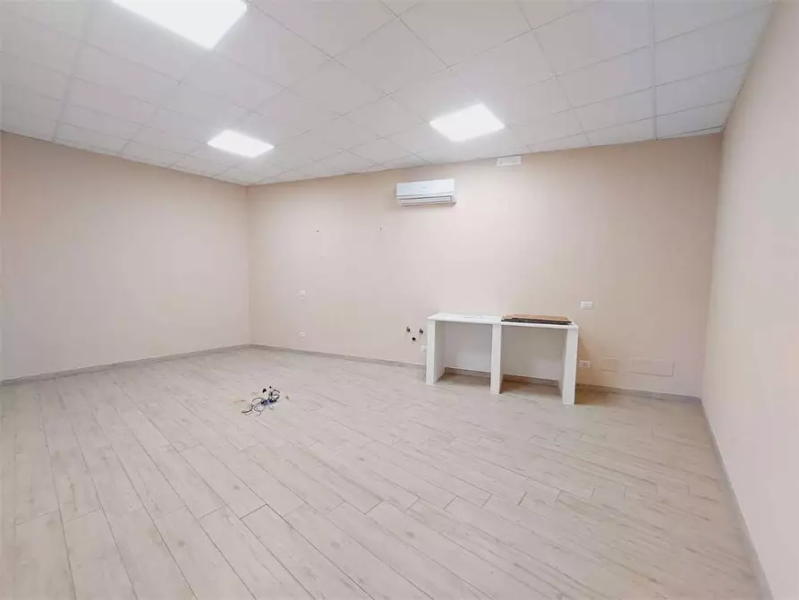 Immagine 26 di Ufficio in affitto  in Via Mola Vecchia  15/A a Frosinone