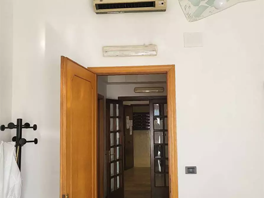 Immagine 13 di Ufficio in affitto  in via america latina 100 a Frosinone