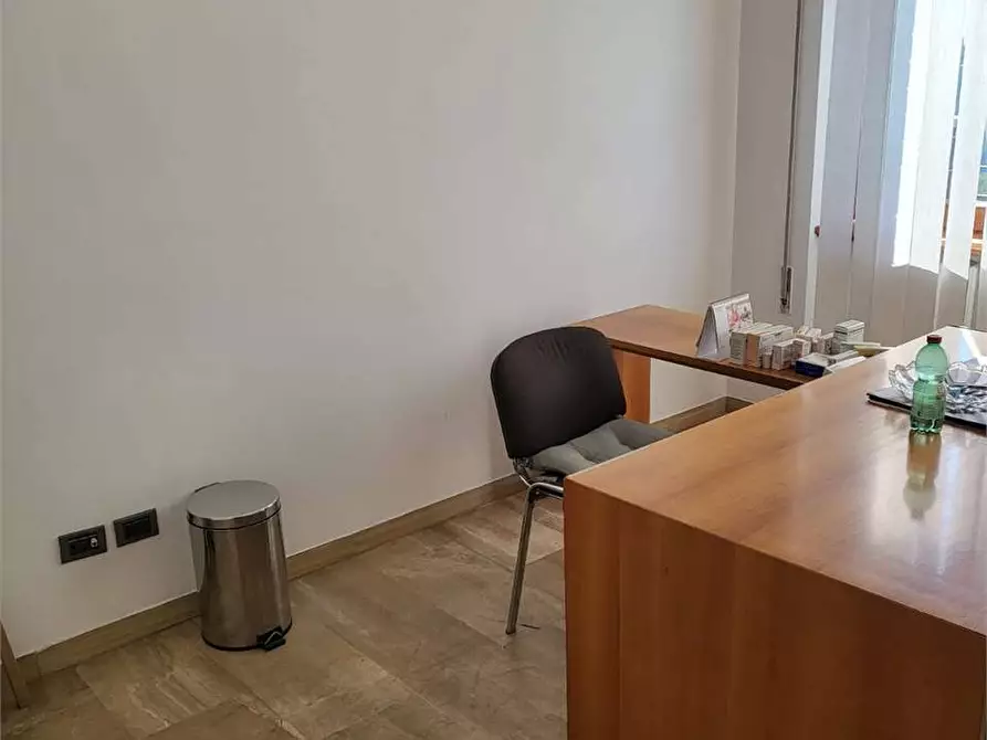 Immagine 14 di Ufficio in affitto  in via america latina 100 a Frosinone
