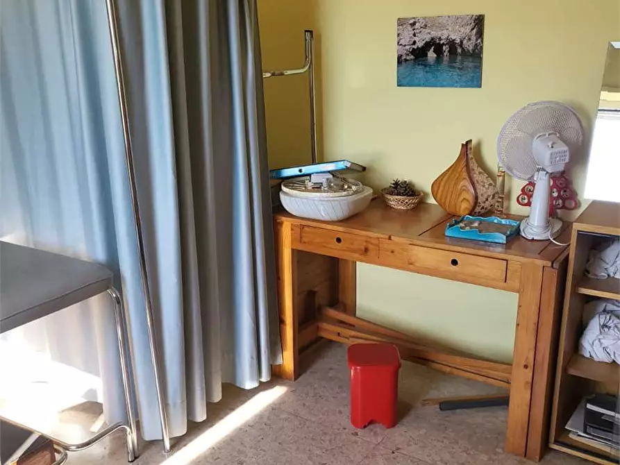 Immagine 4 di Ufficio in affitto  in via america latina 120 a Frosinone