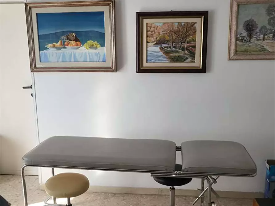 Immagine 14 di Ufficio in affitto  in via america latina 120 a Frosinone