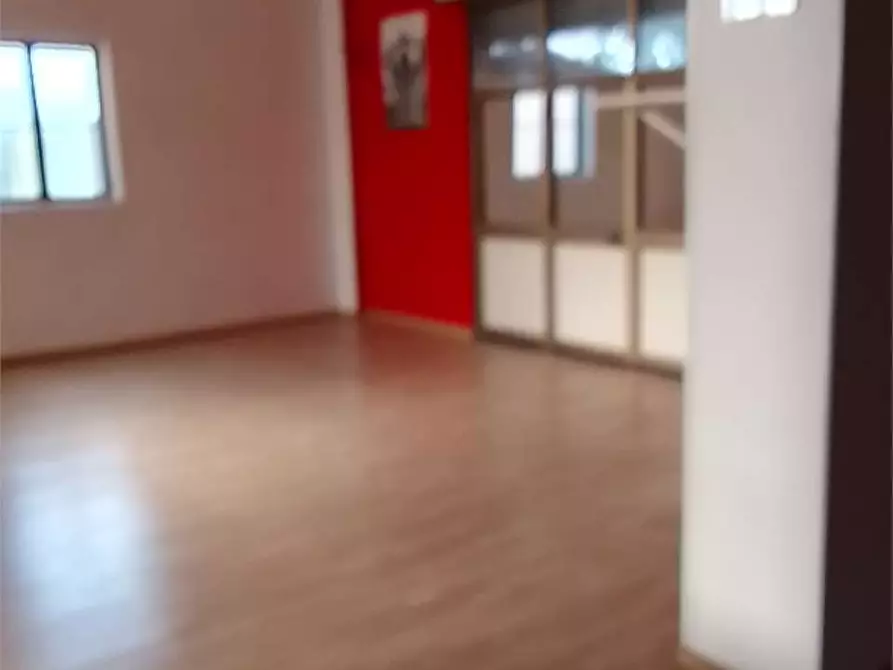 Immagine 21 di Negozio in affitto  in Via De santis a Torrice