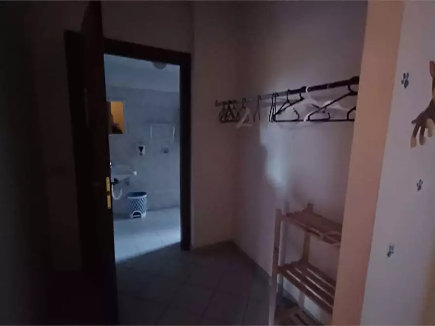 Immagine 4 di Negozio in affitto  a Frosinone