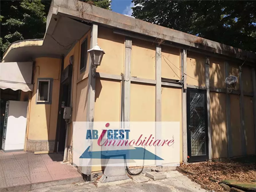 Immagine 3 di Negozio in affitto  a Frosinone