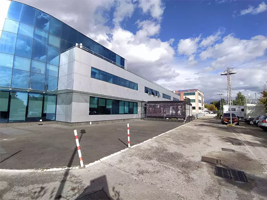 Immagine 6 di Negozio in affitto  a Frosinone