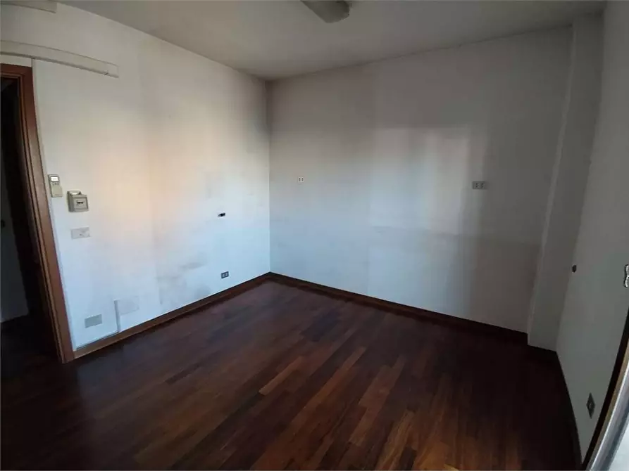 Immagine 5 di Ufficio in affitto  a Frosinone