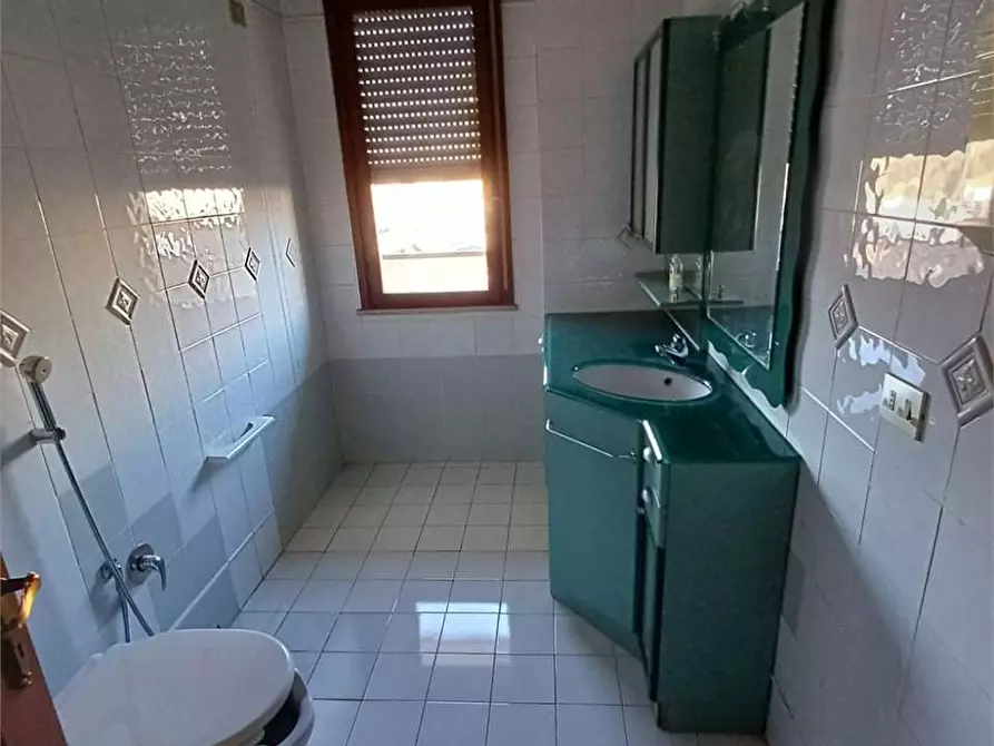 Immagine 7 di Ufficio in affitto  a Frosinone