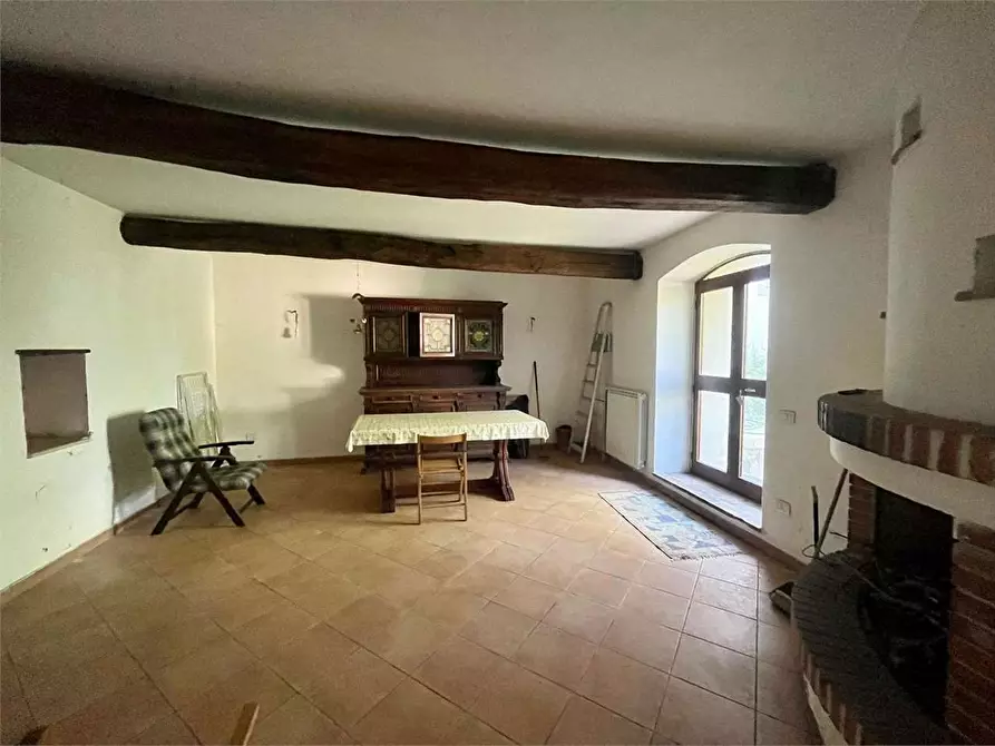 Immagine 18 di Stabile in vendita  in Via Umberto I 9 a Torrice