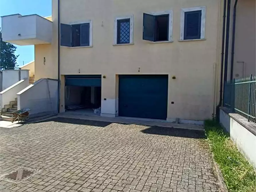 Immagine 19 di Appartamento in vendita  a Alatri