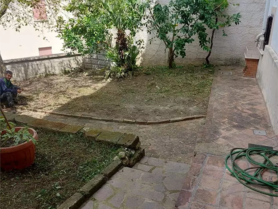 Immagine 43 di Stabile in vendita  in Via Umberto I 9 a Torrice