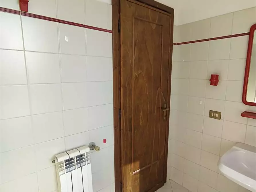 Immagine 13 di Appartamento in vendita  a Frosinone