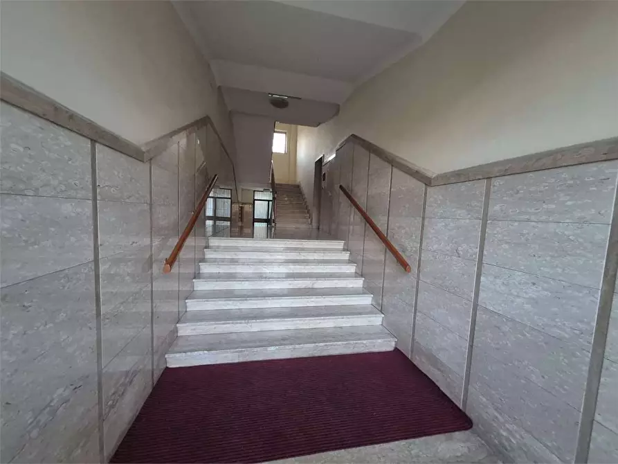 Immagine 2 di Ufficio in affitto  a Frosinone