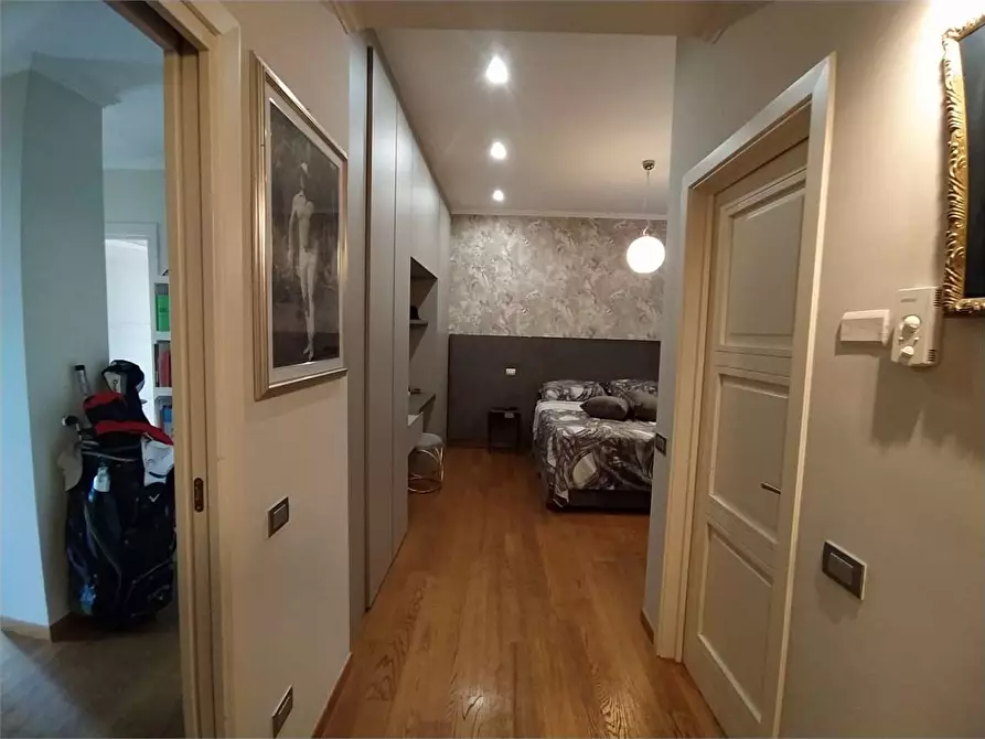 Immagine 5 di Appartamento in vendita  a Frosinone