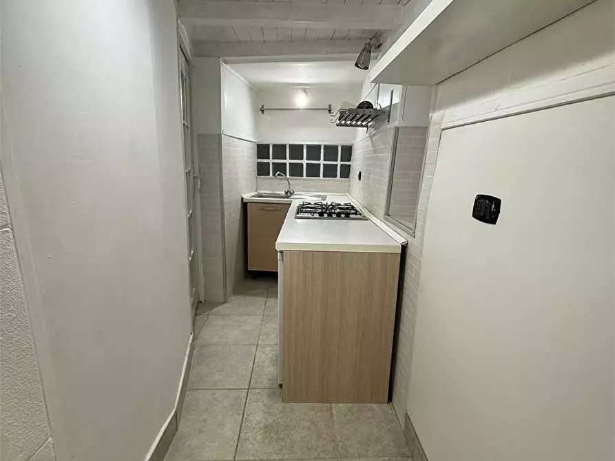 Immagine 5 di Appartamento in affitto  a Frosinone