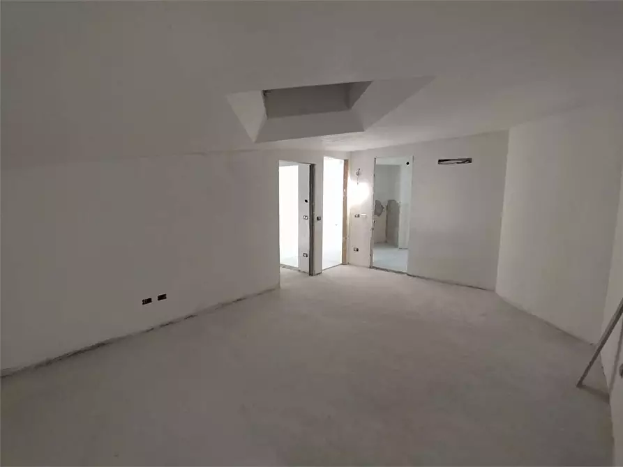 Immagine 21 di Appartamento in vendita  a Frosinone