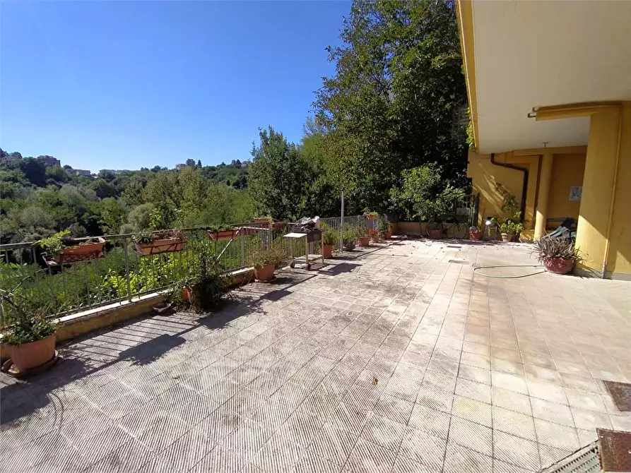 Immagine 5 di Casa bifamiliare in vendita  a Frosinone