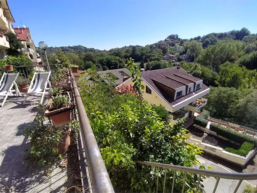 Immagine 6 di Casa bifamiliare in vendita  a Frosinone