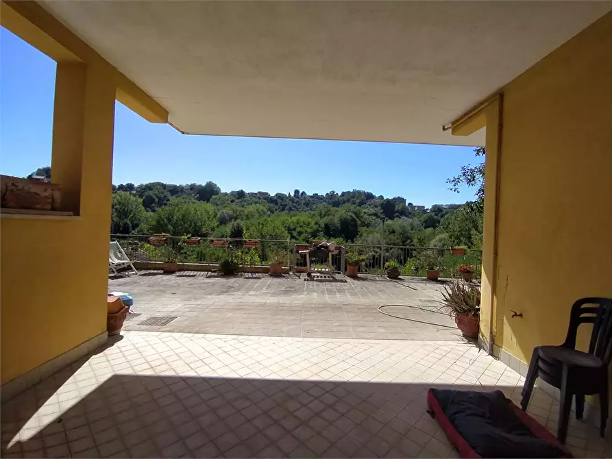 Immagine 8 di Casa bifamiliare in vendita  a Frosinone