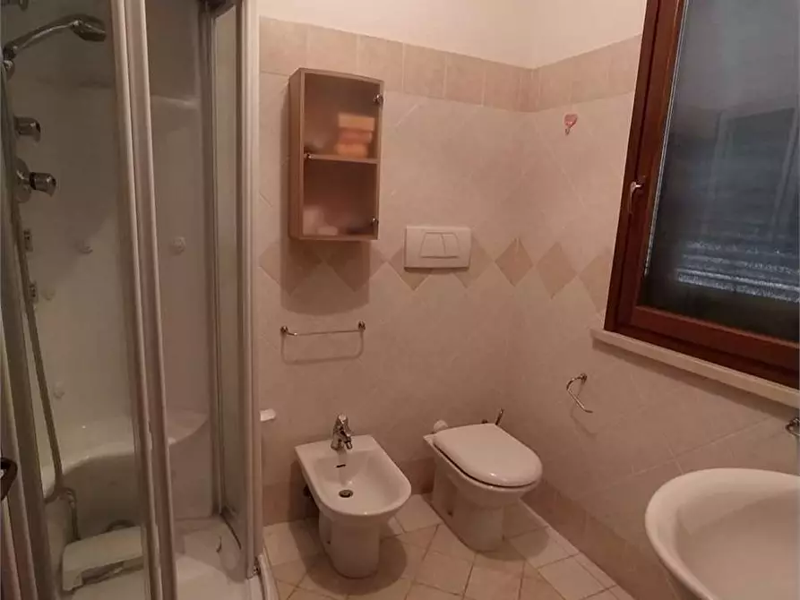 Immagine 28 di Casa bifamiliare in vendita  a Frosinone