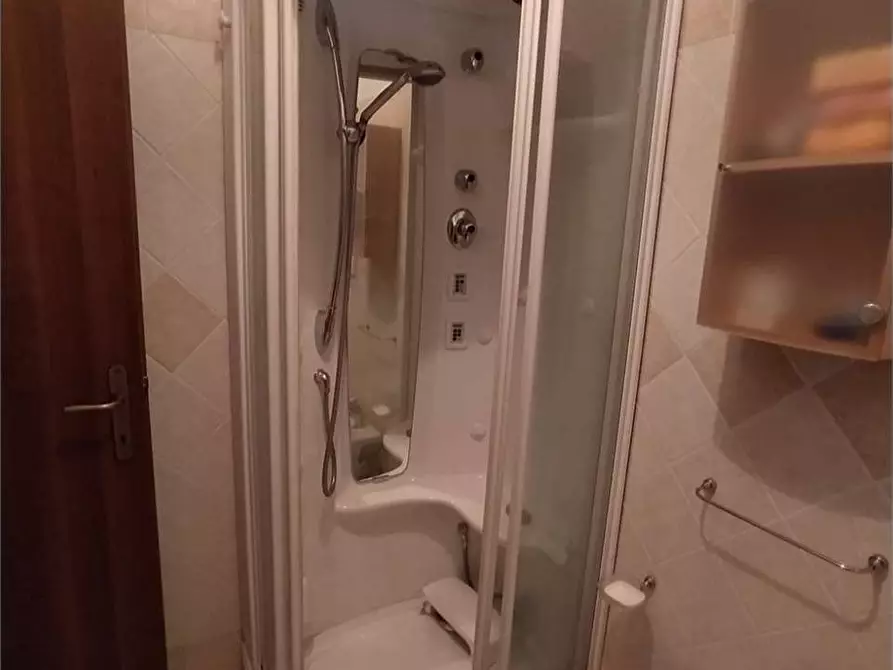 Immagine 30 di Casa bifamiliare in vendita  a Frosinone