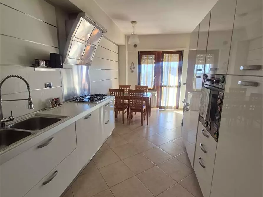 Immagine 10 di Quadrilocale in vendita  in VIA CESARE TERRANOVA 70 a Frosinone