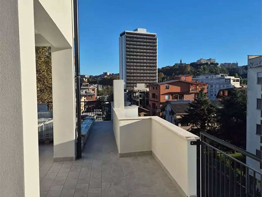 Immagine 20 di Attico in vendita  a Frosinone