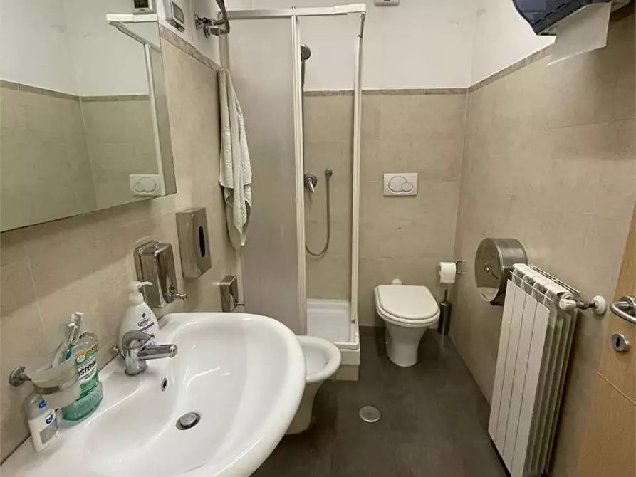 Immagine 7 di Ufficio in affitto  a Frosinone