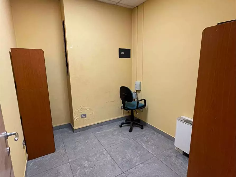 Immagine 8 di Ufficio in affitto  a Frosinone