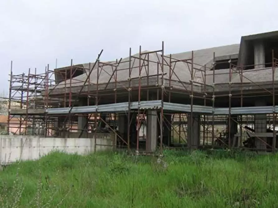 Immagine 11 di Casa bifamiliare in vendita  in Via San Giuliano a Frosinone